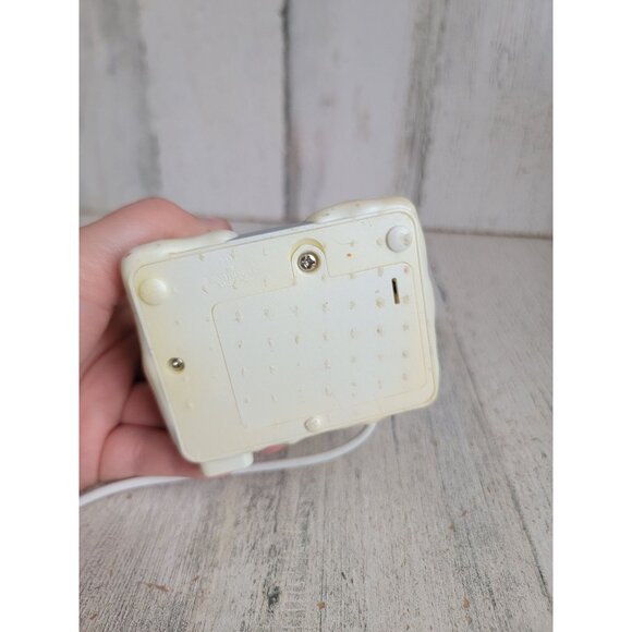 Hallmark Joy Caroling cottage magic cord xmas figure - Picture 8 of 8